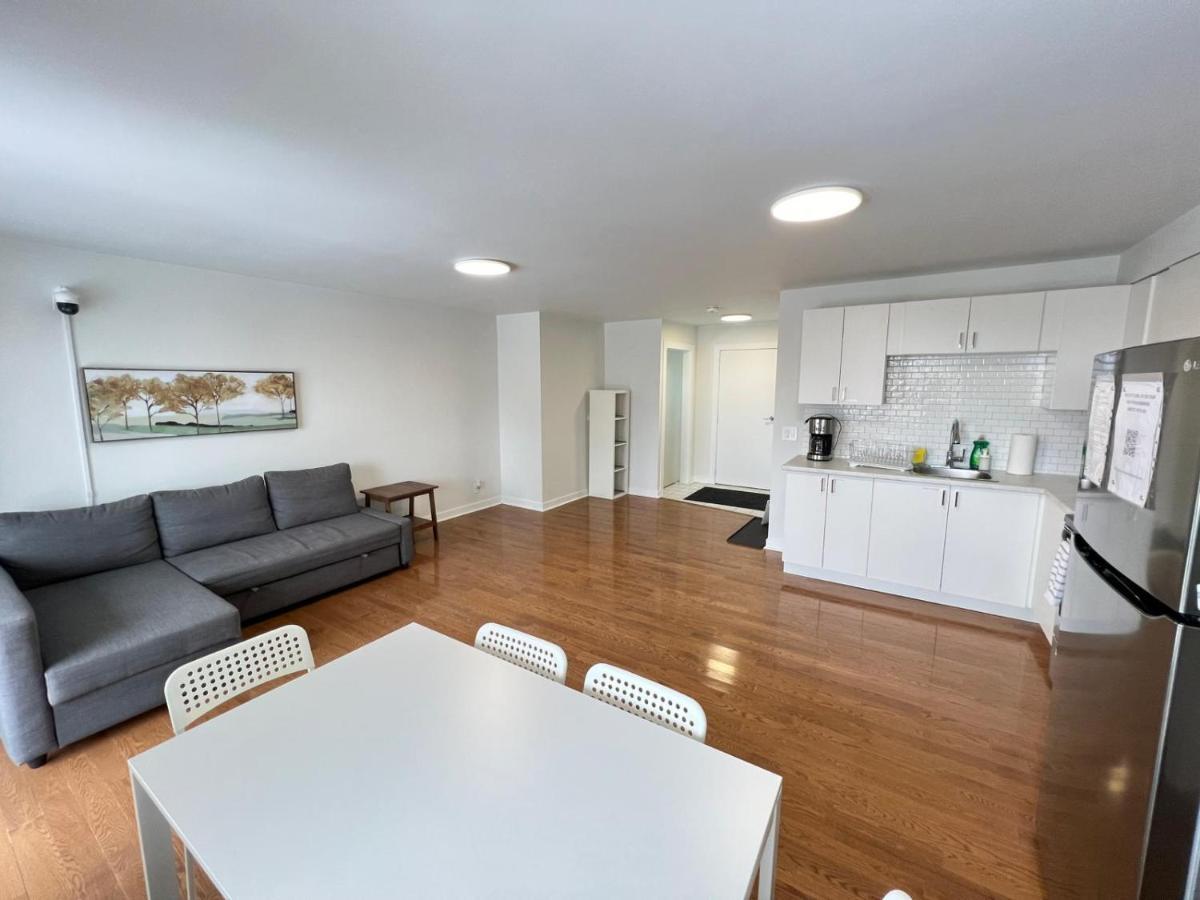 Letitia Heights !B Spacious And Quiet Private Bedroom With Shared Bathroom Barrie Exterior foto